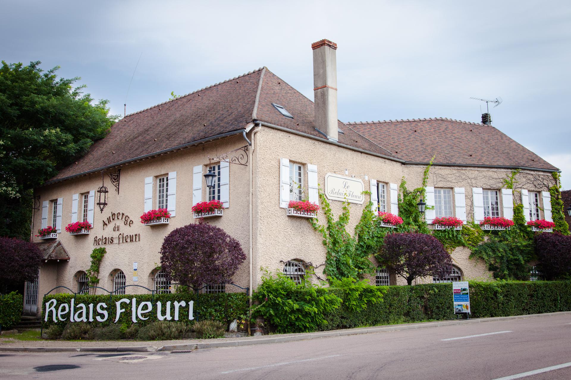 Hôtel le Relais Fleuri image