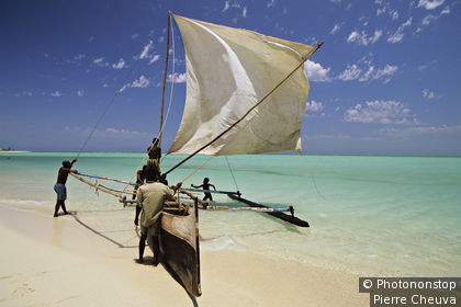 MADAGASCAR, SUD OUEST, PECHEURS A BEHELOKA