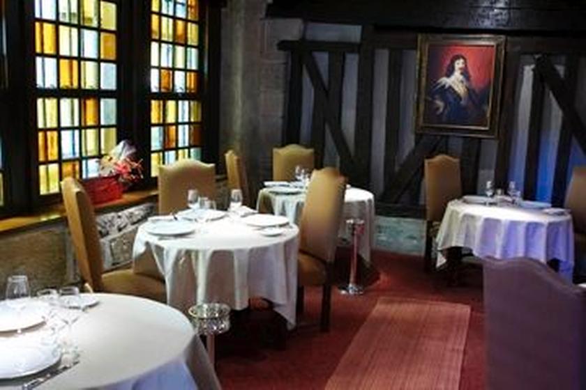 Relais Louis XIII - Restaurant 1 étoile MICHELIN 75006 Paris 06