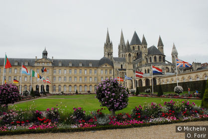 Hôtel de ville.