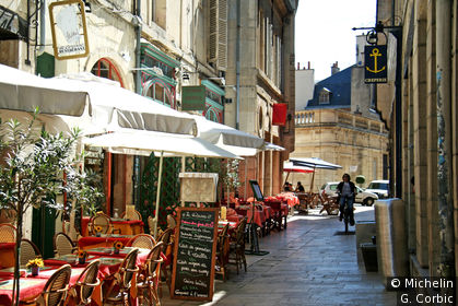Rue Amiral Roussin