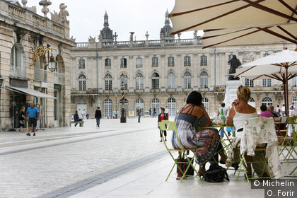 Sur la place Stanislas.