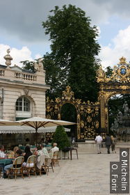 Sur la place Stanislas.