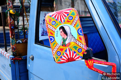 Décortaion d'une camionette