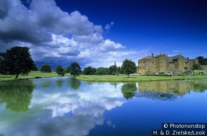 Europe, England, Oxfordshire, Banbury, Broughton Castle