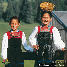 Costumes traditionnels