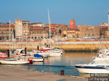 Puerto Deportivo