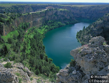 Alentours