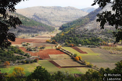 Vue depuis la promenade menant au château