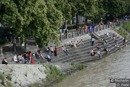 Sur Oberer Rheinweg.