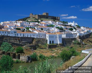Portugal , Beja, Mertola, Alentejo, View of the old town of Mertola on Guadiana River