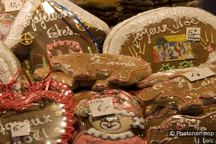 Weihnachtsmarkt am Broglie-Platz in Strassburg