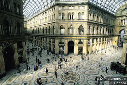 Naples, galerie Umberto Ier