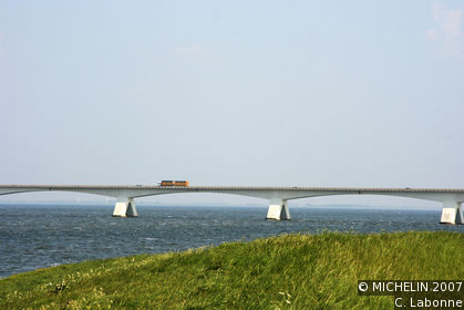 Zeelandbrug (Zeeland bridge)