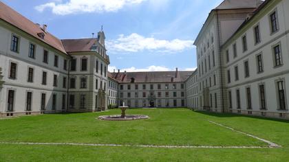 Cour intérieure des bâtiments abbatiaux d'Ottobeuren