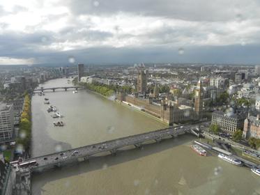 Houses of Parlaiment, sight from the eye