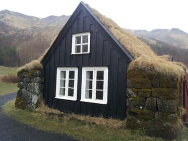Skogar Folk Museum