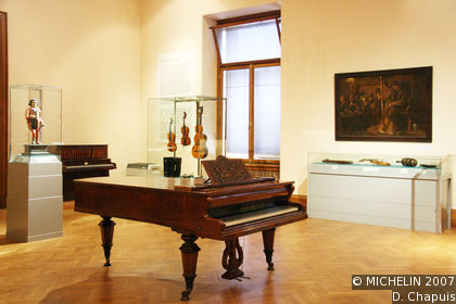The Hofburg : Collection of Historical Instruments and Music