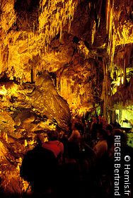 Médous Cave