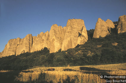 Dentelles de Montmirail
