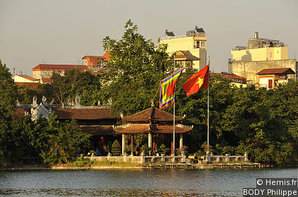 Hoan Kiem Lake