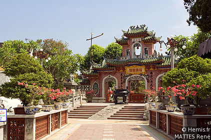 Assembly Hall of the Fujian Chinese Congregation or Phuc Kien Pagoda
