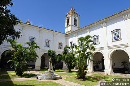 Igreja and Convento N. S. do Carmo