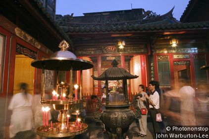 Longshan Temple