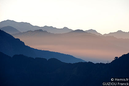 Sunrise Train to Zhushan