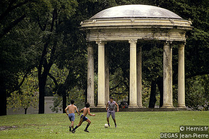 Parques Tres de Febrero