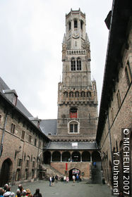 Belfort et Hallen (Belfry and Covered Market)