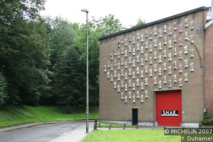 S.M.A.K. (Stedelijk Museum voor Actuele Kunst Gent)