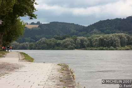 Confluence Promenade