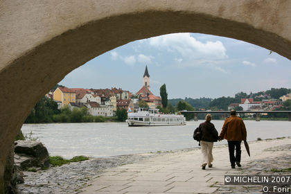 Confluence Promenade