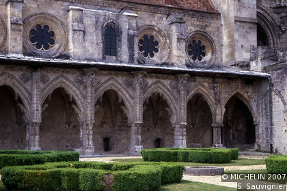 Ancienne abbaye de St-Jean-des-Vignes
