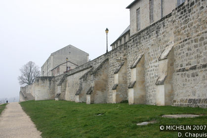 Midi rampart and the Ardon gate