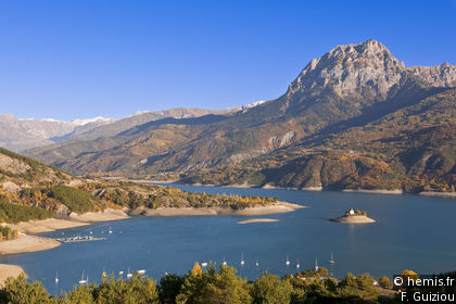 Lac de Serre-Ponçon