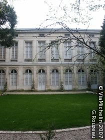Henri II House