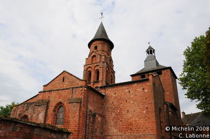 Church of St-Pierre of Collonges-la-Rouge