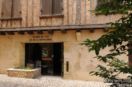 Musée du Vin, de la Batellerie et de la Tonnellerie