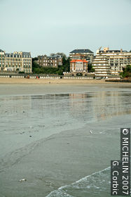 Grande Plage or Plage de l'Ecluse