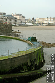 Grande Plage or Plage de l'Ecluse