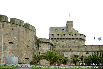 Quic-en-Groigne