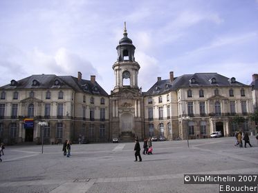 Place de l'Hôtel-de-Ville