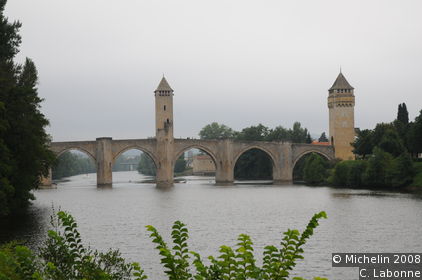 Pont Valentré bridge