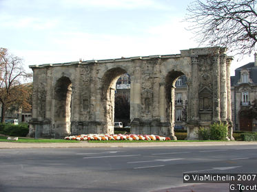 Porte Mars