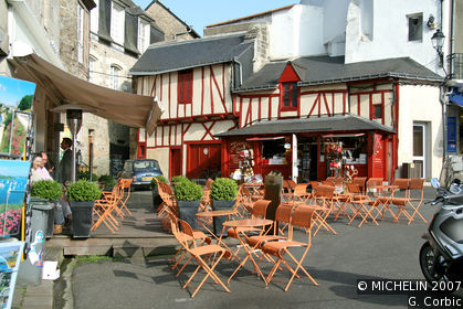 Lices Square