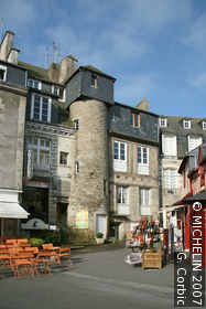 Lices Square