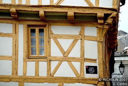 Square Henry V