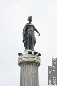 General de Gaulle Square (Grand place)